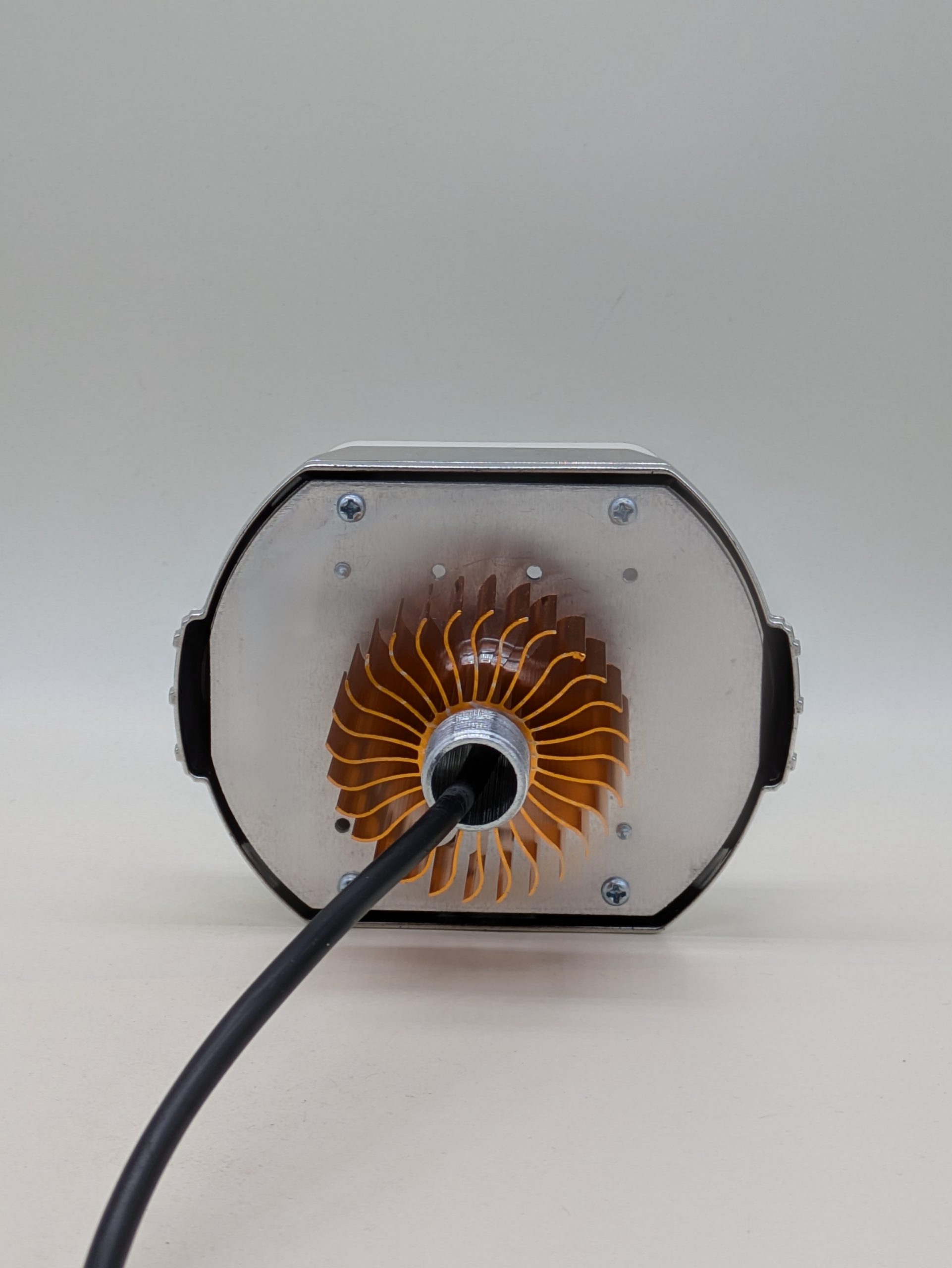 Large corrugated lens built in - Image 4