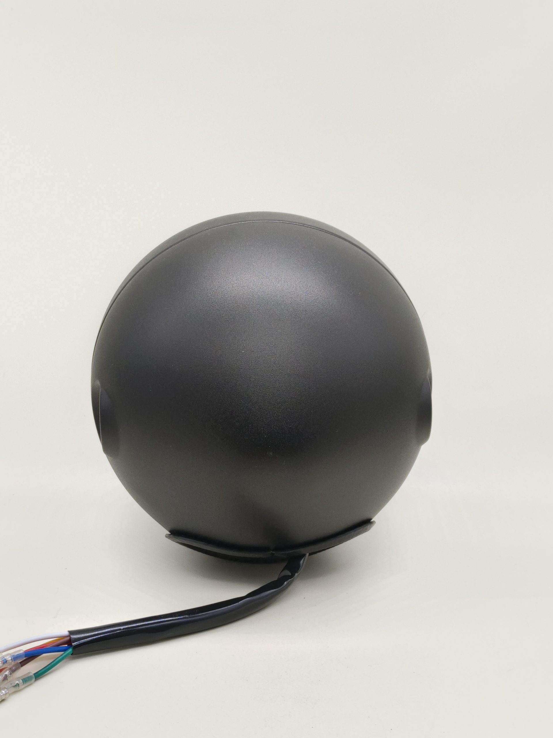 5.75 inch headlight assembly - skull head - Image 4